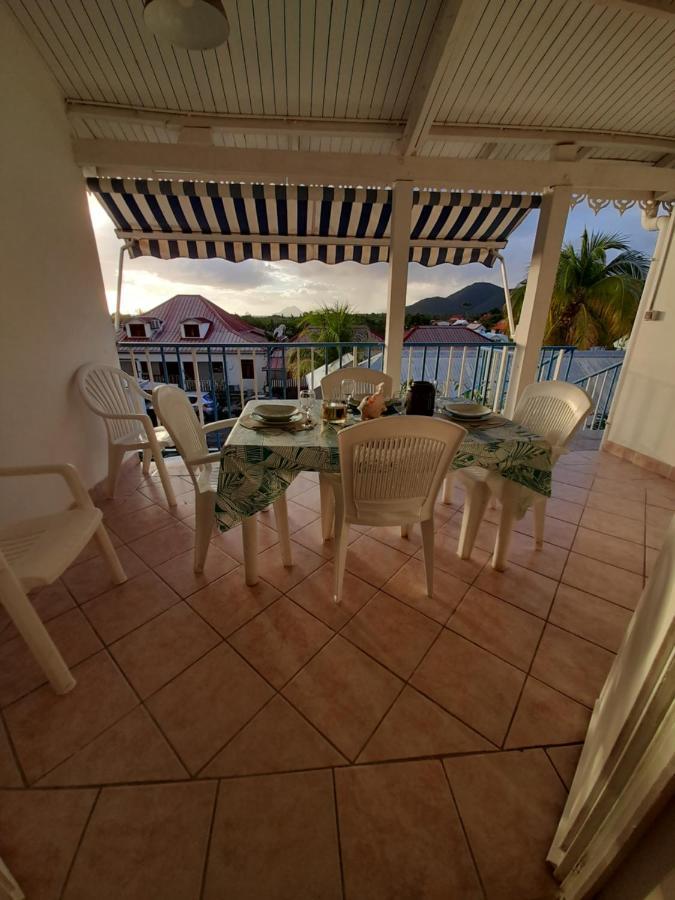 9 Lyly Location F3 Mezzanine Apartment Sainte-Anne Luaran gambar